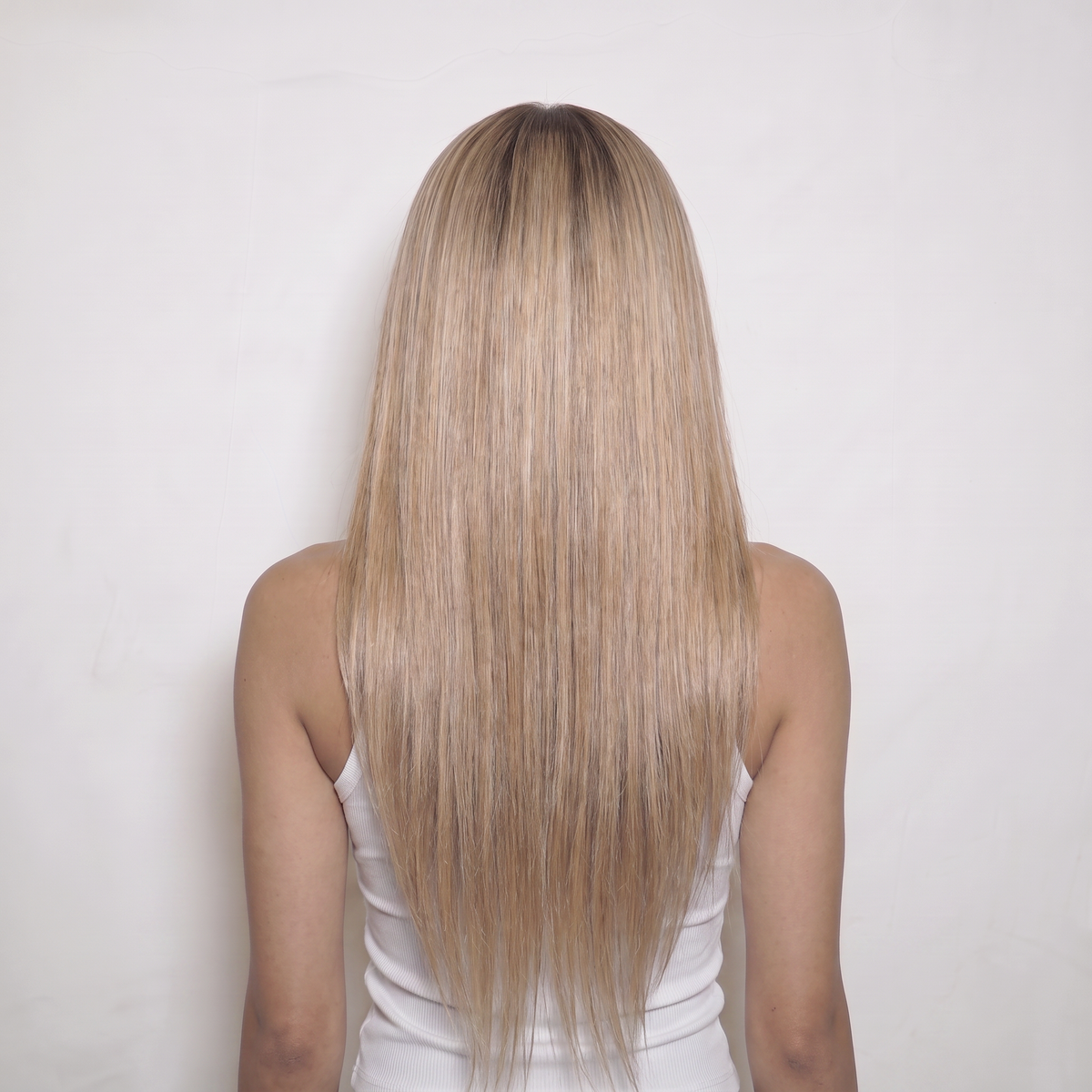 WIGZ 40 - Full back view of 24 inch 180% density STRAIGHT BALAYAGE BLONDE wig.