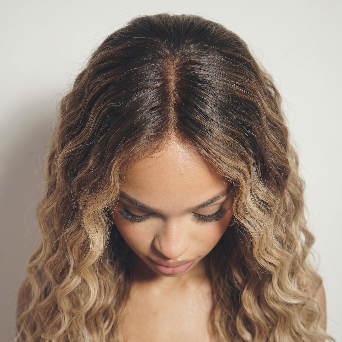 WIGZ 38 - Close-up of undetectable WIGZ LAB HD LACE™ skin-melt parting.